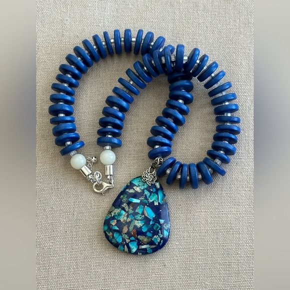 20 Inch Wood bead necklace NWOT - Picture 9 of 12